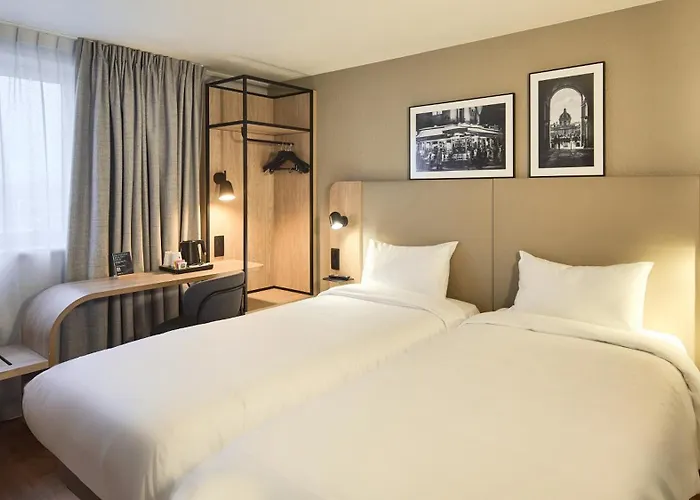 Hotel Campanile Roissy